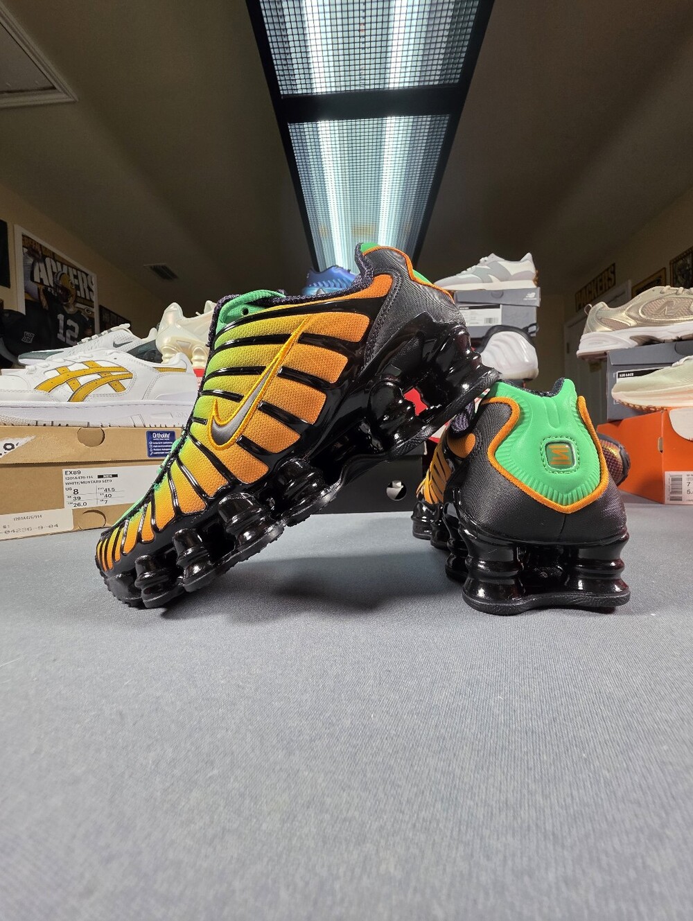 Nike Shox TL GS “Green Shock/Black” – Size 5Y / 6.5Women – NEW